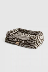 The Lola Pet Bed | Zebra